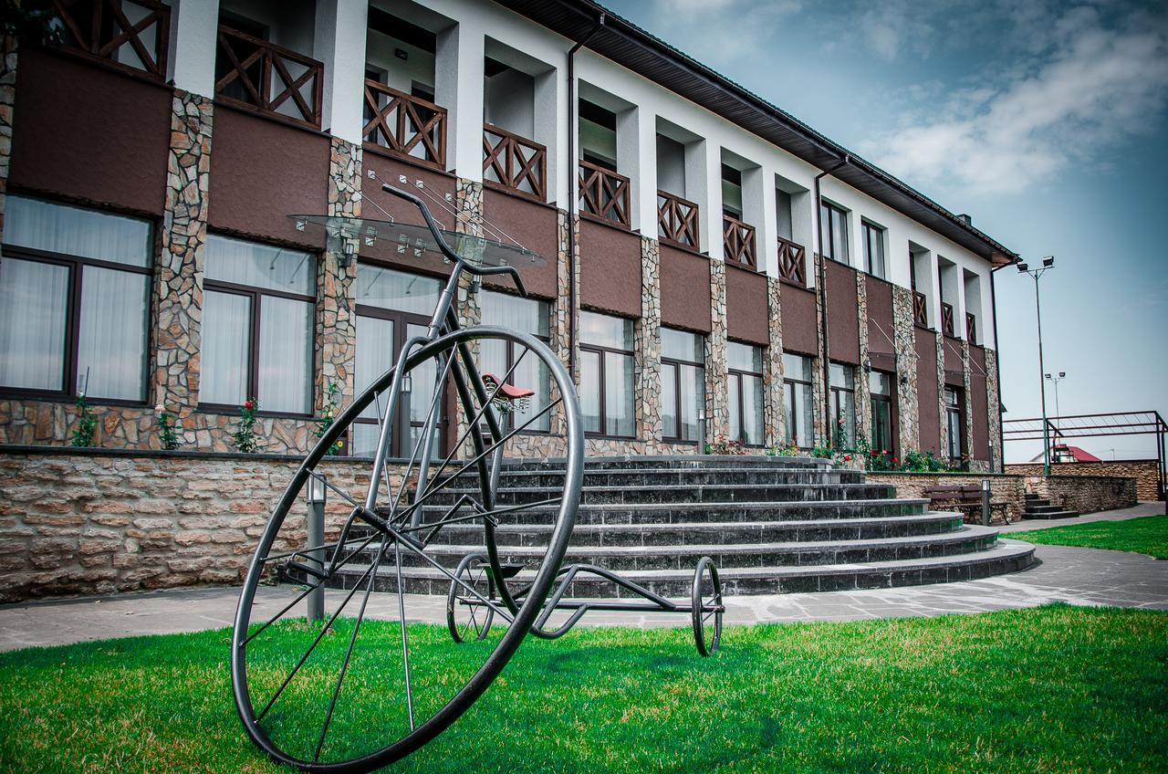 Sofia Hotel Velyka Omeljana Exteriér fotografie