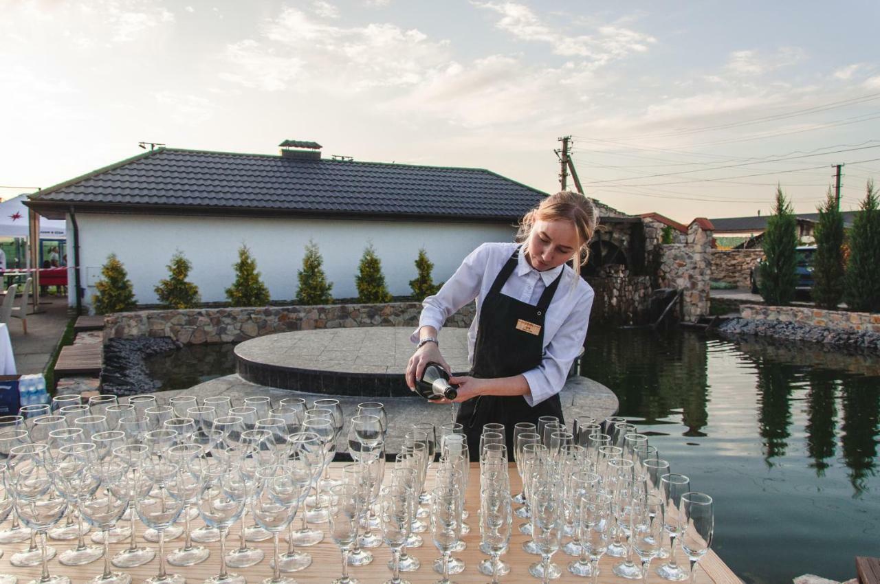 Sofia Hotel Velyka Omeljana Exteriér fotografie